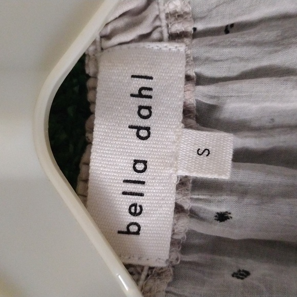 Revolve Bella Dahl Cream Fitted Long Sleeve Blouse - Picture 3 of 6